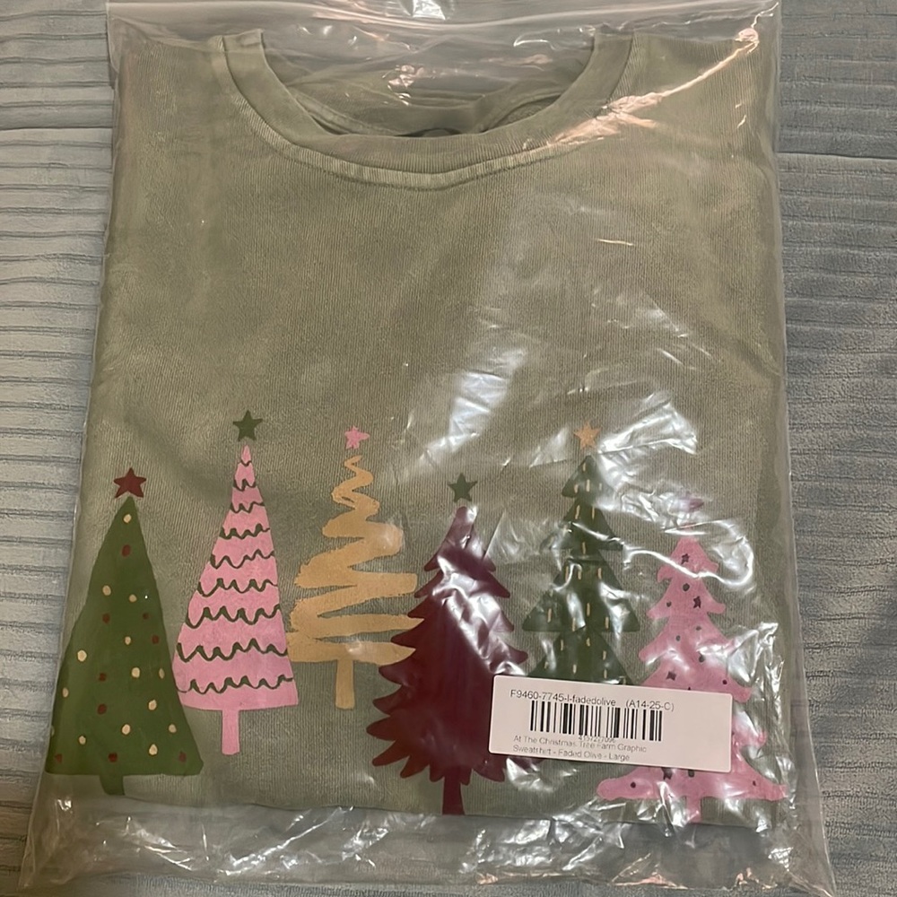 NWT Winter Christmas trees sweatshirt